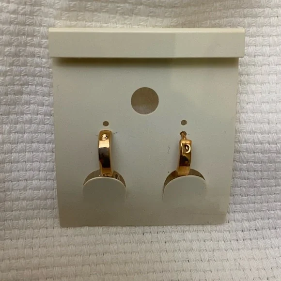 🔵4/$20 Jinyanjing Jewelry Pierced Gold Earrings NEW - Picture 3 of 4